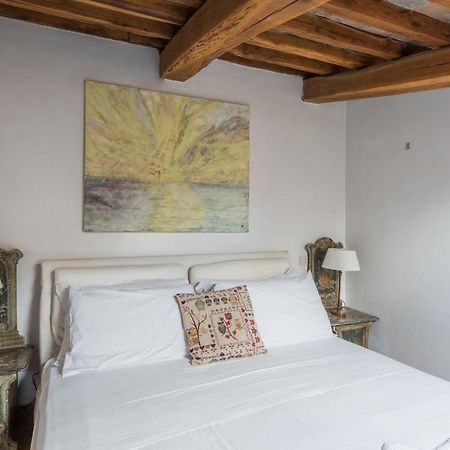 Apartamento Cozy Wooden Apt In Piazza Navona Roma Exterior foto