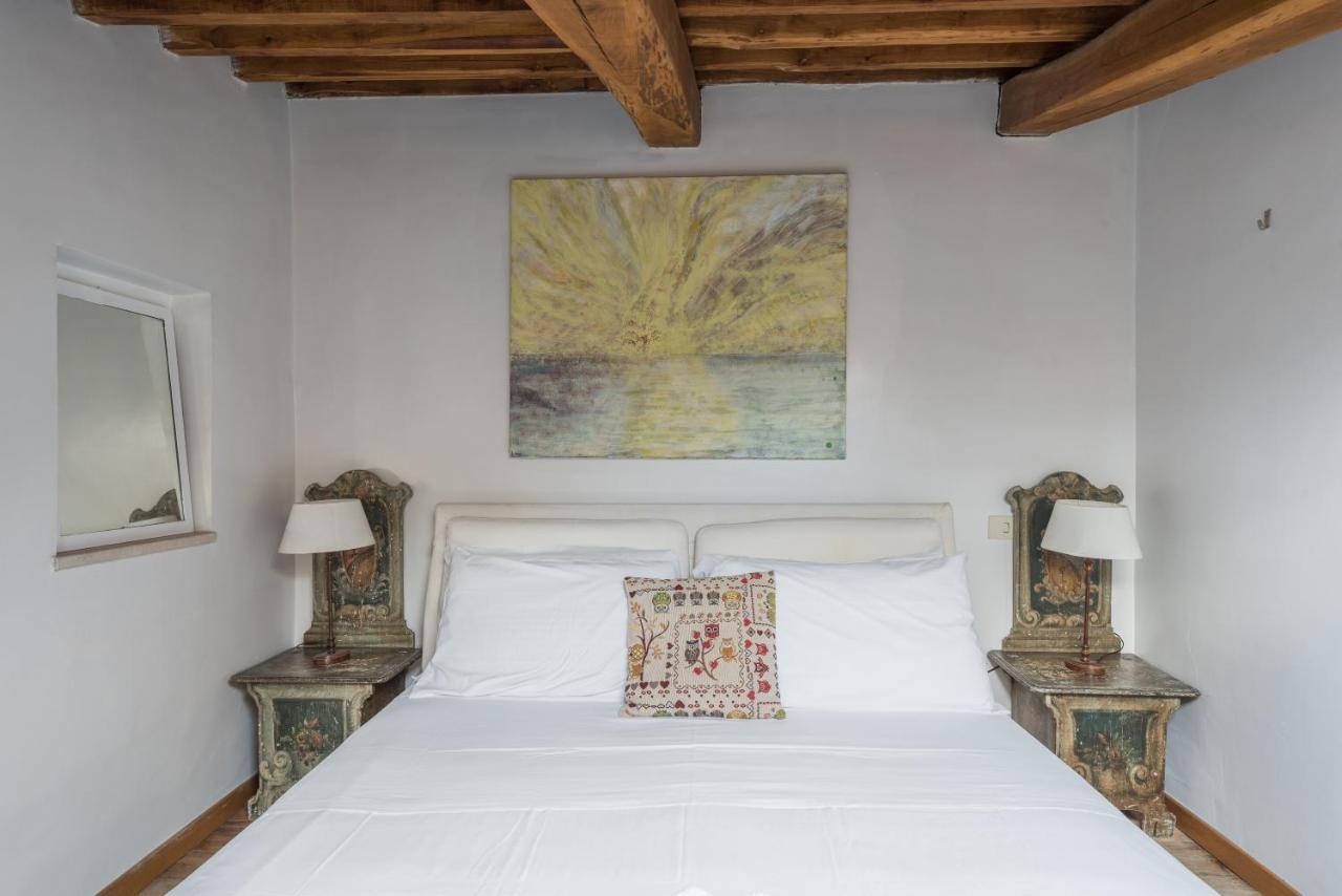 Apartamento Cozy Wooden Apt In Piazza Navona Roma Exterior foto