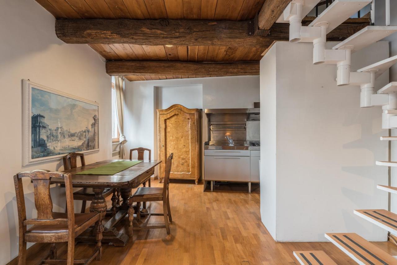 Apartamento Cozy Wooden Apt In Piazza Navona Roma Exterior foto