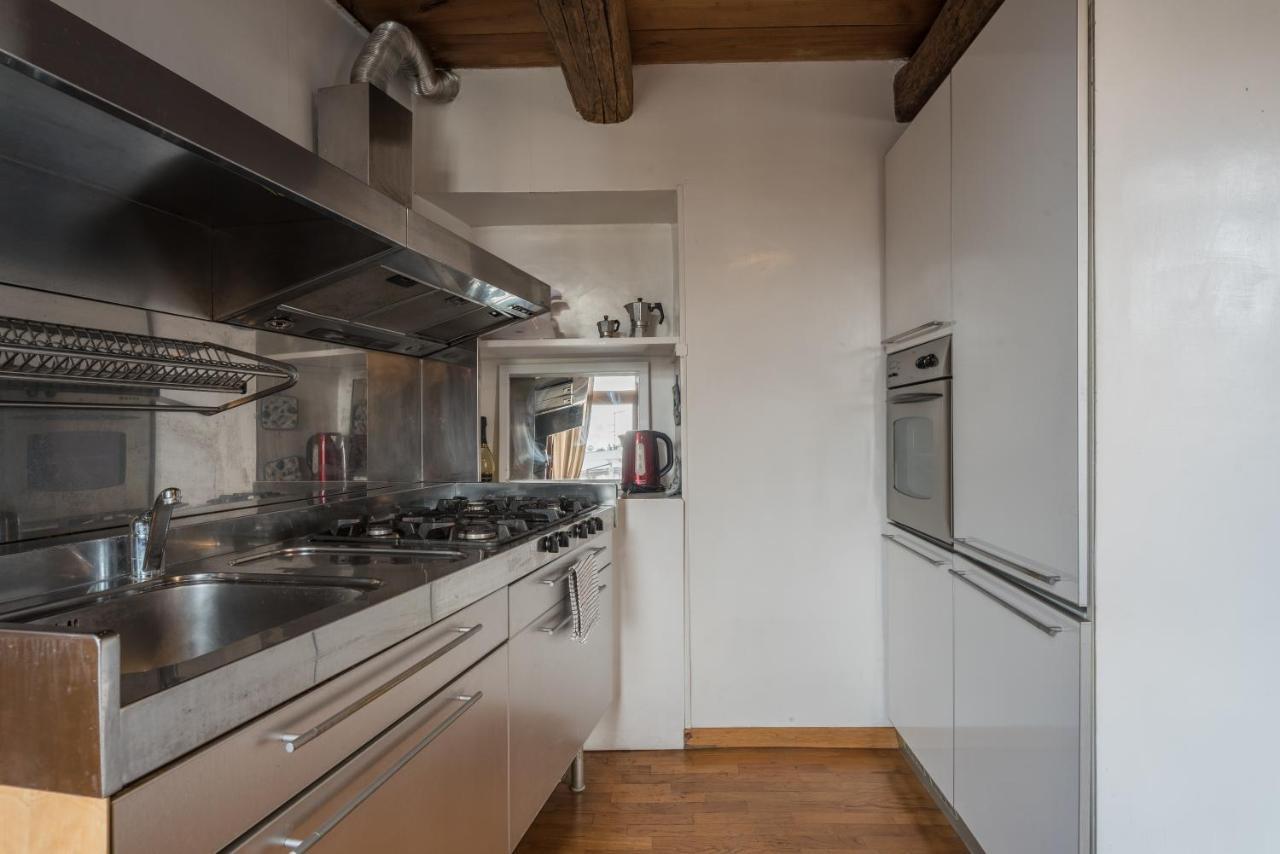 Apartamento Cozy Wooden Apt In Piazza Navona Roma Exterior foto