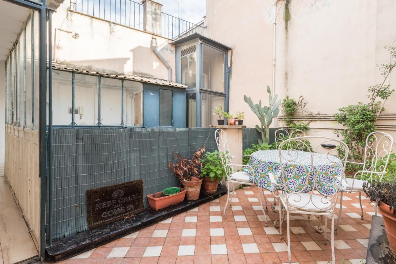 Apartamento Cozy Wooden Apt In Piazza Navona Roma Exterior foto