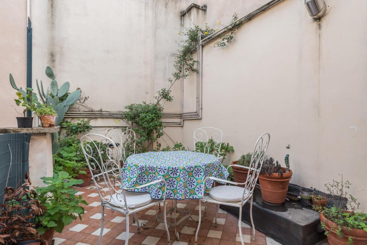Apartamento Cozy Wooden Apt In Piazza Navona Roma Exterior foto