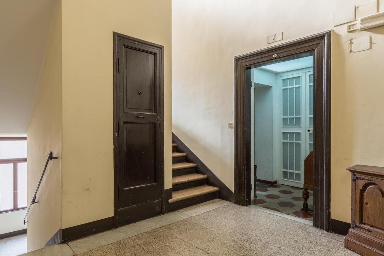 Apartamento Cozy Wooden Apt In Piazza Navona Roma Exterior foto